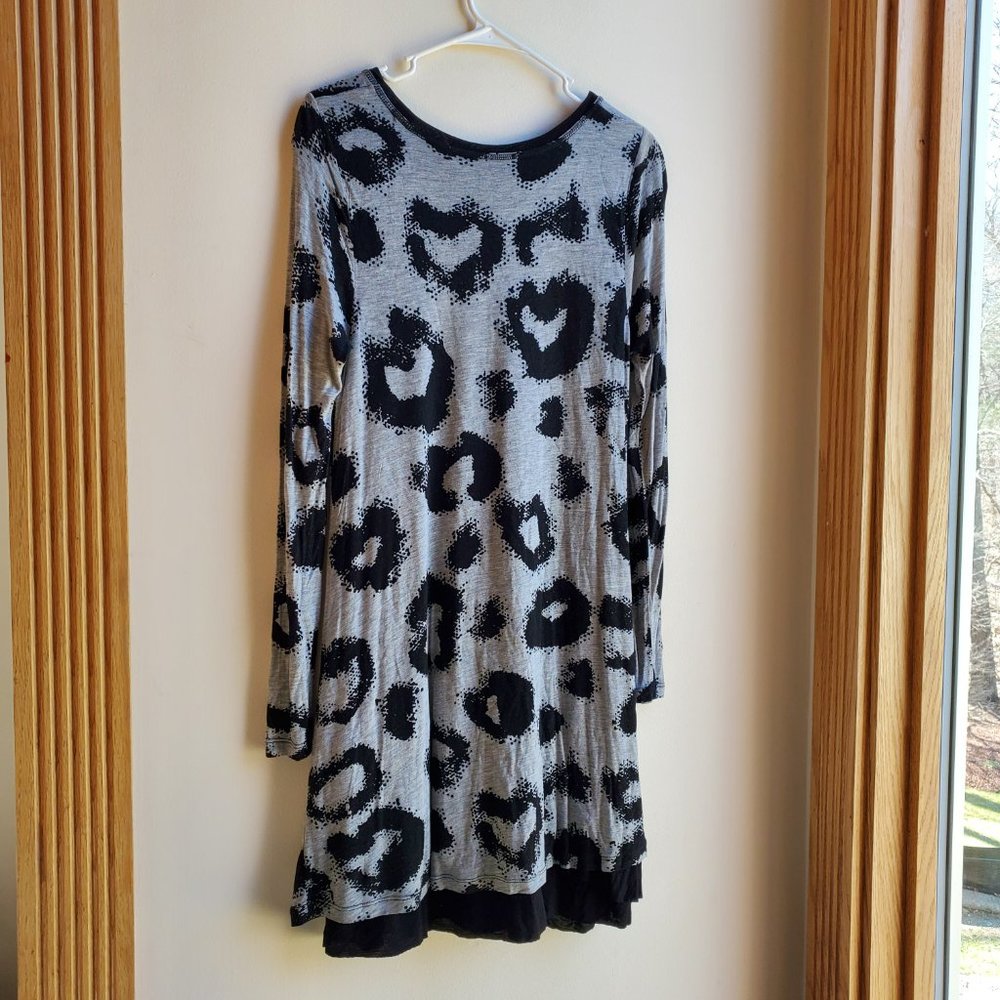 Kensie Gray/Black V-Neck Mini-Dress Size Medium - Picture 11 of 16